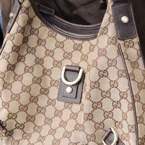Vintage Gucci shoulder bag